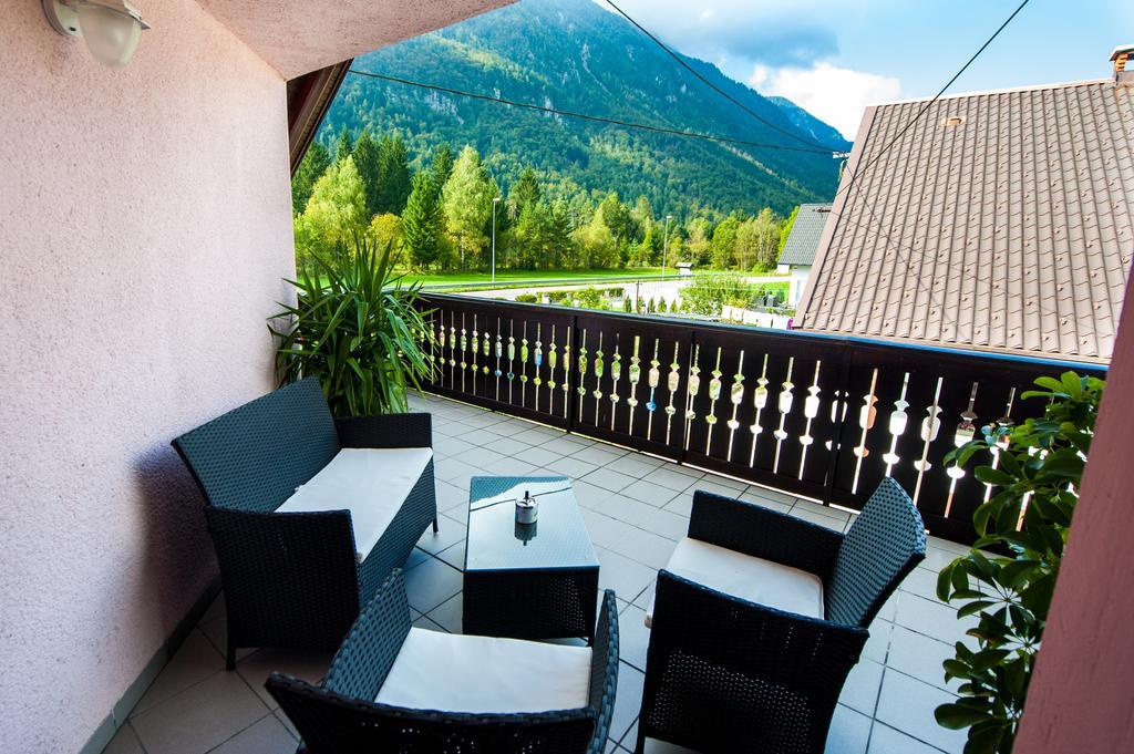 Guesthouse Veranda Mojstrana Extérieur photo